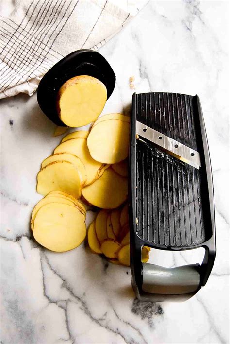 Yukon Gold Potato Chips Recipe at Simona Brown blog