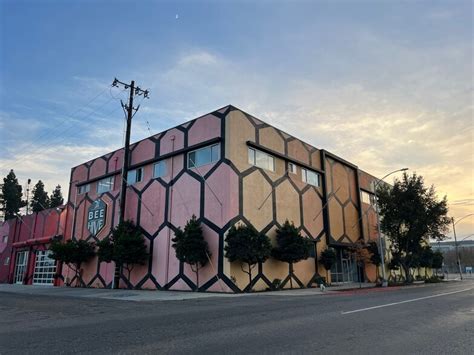 2600 Cesar Chavez Blvd, Fresno, CA 93721 - Bee Hive Building | LoopNet