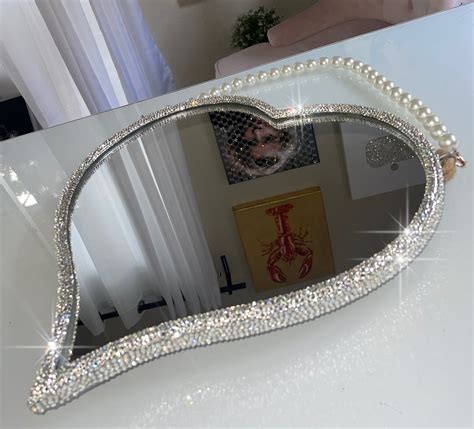 Heart mirror | Heart mirror, Diamond mirror, Glam mirror