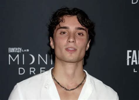 Peter Vigilante Net Worth 2023: What Is The "Too Hot To Handle" Star Worth?