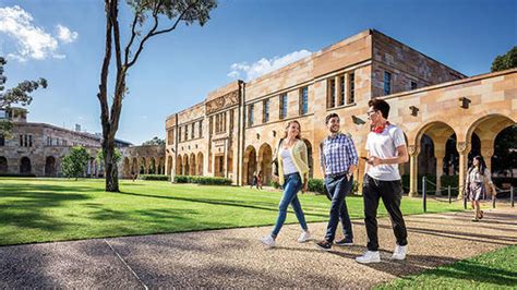 一年的澳洲高中留学大约需要多少钱？