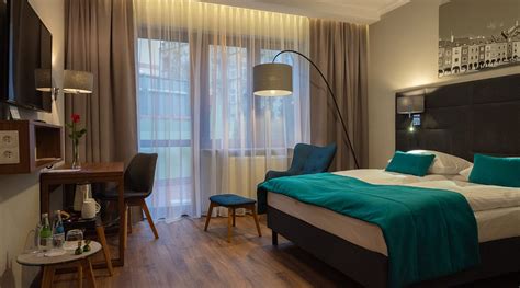 TOPAZ POZNAN CENTRUM HOTEL - Hotel Reviews, Photos, Rate Comparison ...