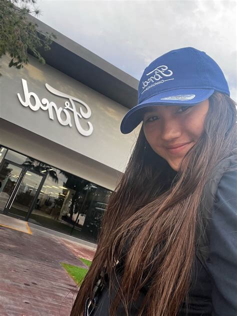 Diana Arzate Aguirre on LinkedIn: Diana at Ford Motor Company ♥️