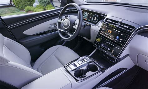 2022 Hyundai Tucson Hybrid: Review - autoNXT.net