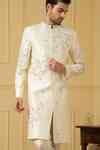 Buy White Silk Embroidery Crema Zardozi Sherwani Set For Men by Hilo ...