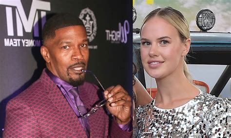 Jamie Foxx Seen With Rumored Girlfriend In Mexico (PHOTOS)