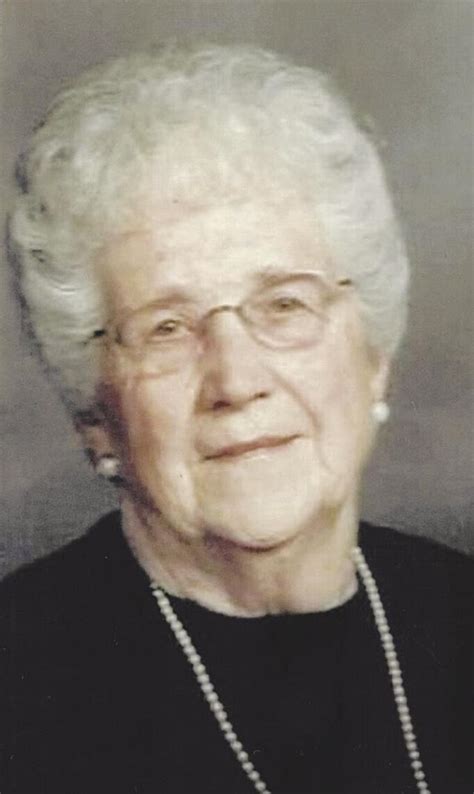 O. Marie McEwen | Obituaries | huntingdondailynews.com