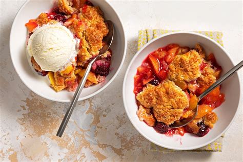 Blackberry Peach Cobbler: Prep This Sweet-Tart Recipe with Fresh or ...