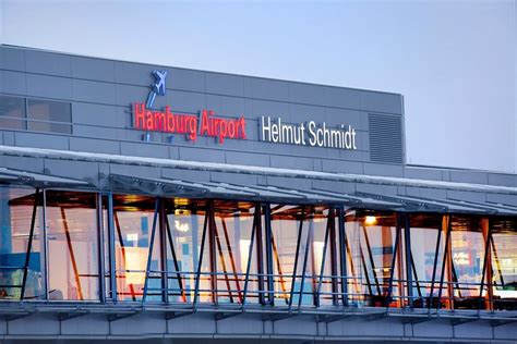 Top 10 Oldest Airports of the World (2025): Check Year Opened and Facts