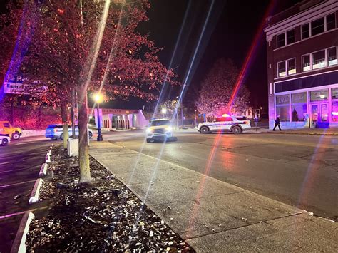 Fort Wayne Police Department investigating shooting on Broadway | WANE 15