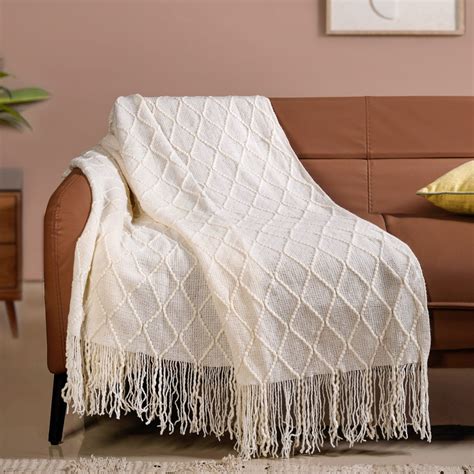 Pristine White Couch Throw Online - Premium Throw Blanket | Nestasia
