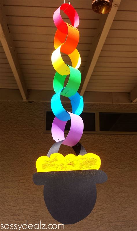 DIY Rainbow Chain Craft for St. Patrick's Day