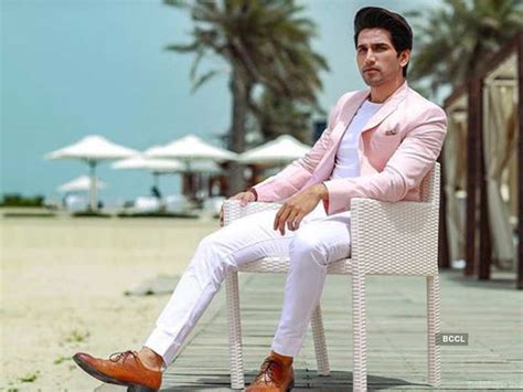 Altamash Faraz visits Abu Dhabi in style