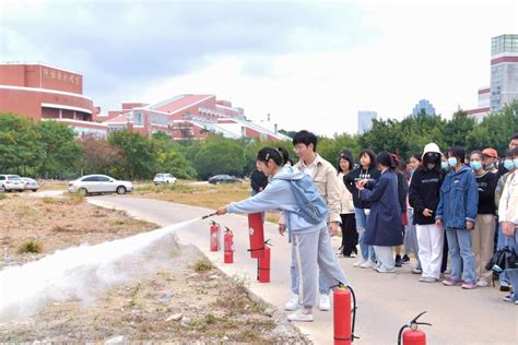 2021新生军训精彩瞬间集三_校园风彩_常宁市职业中等专业学校