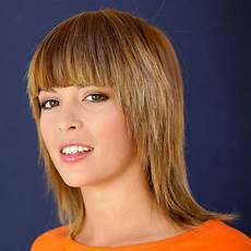 frisuren bob lang stufiger bobschnitt bob frisuren lang bob frisuren bob lang stufiger bobschnitt bob frisuren lang bob