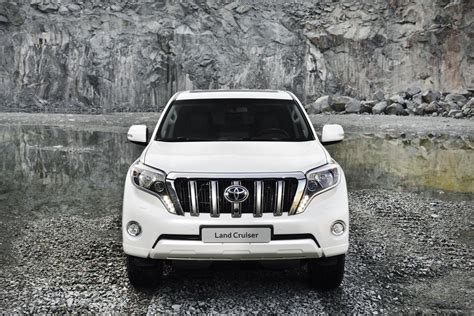 2014 Toyota Land Cruiser Gets UK Pricing, Specs - autoevolution