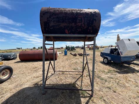 500 Gal Fuel Tank On Stand | Agriculture | BigIron