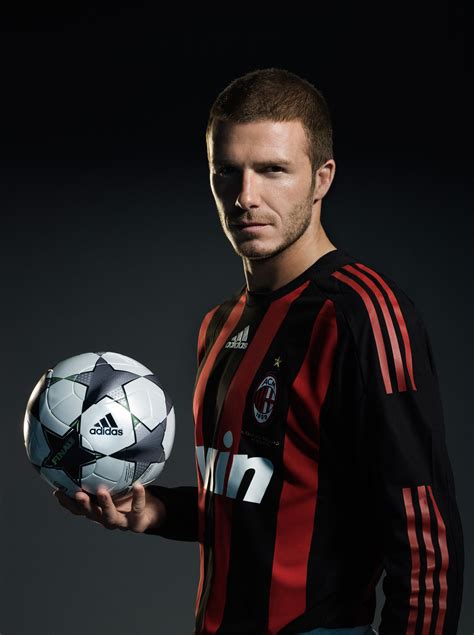 David Beckham - AC Milan photoshoot - 2008 | Soccer poses, David ...