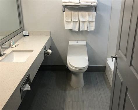 QUALITY INN (Bastrop) - Hotel Reviews, Photos, Rate Comparison ...