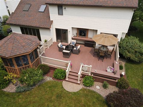 Deck and Fence Company Serving Illinois, Iowa, Indiana & Wisconsin ...