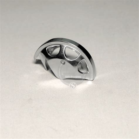 400-06581 LK-1900A Juki Shuttle Hook (Rotary Hook) – StitchSpares.Com