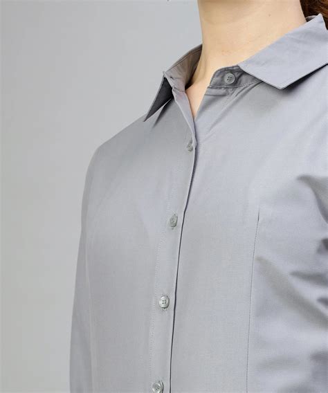 Relaxed Fit Solid Spread Collar Casual Shirt - Fithub Fashion