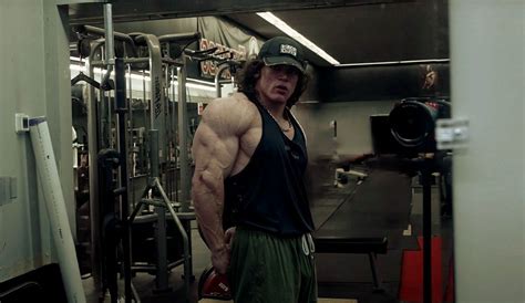 Sam Sulek Gym 的图像结果