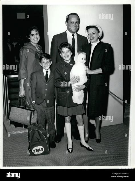 Apr. 04, 1963 - Actress Judy Garland is shown with husband Sid Luft ...