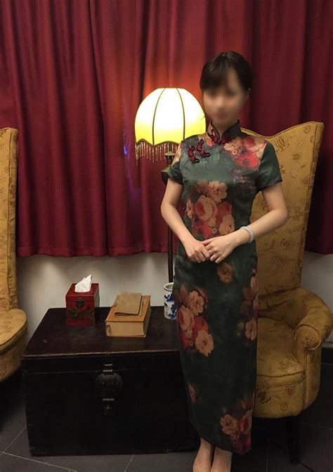 20来岁的刘彥昌，嫌三圣母杨婵是一千多岁的老太婆，宁跳崖，也不从