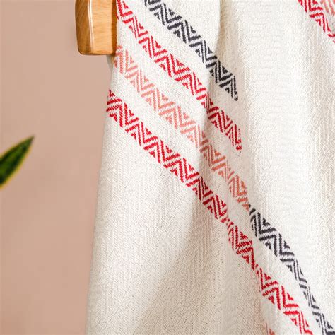 White Chevron Pattern Pure Cotton Throw Blanket Online - Premium Throw ...