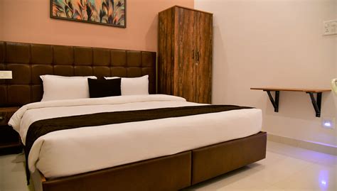 XCEL HOTEL APARTMENT in #3836/B1,3RD MAIN rOAD, UMAR KHAYAM ROAD, TILAK ...