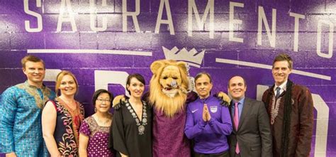 Meet Vivek Ranadive, Who Left Mumbai With 50 In His Pocket But Returned ...