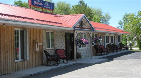 MY FRIENDS INN MANITOULIN (Manitoulin Island/Manitowaning) - Motel ...