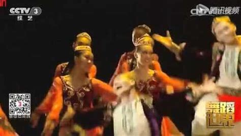 《掀起你的盖头来》表演：北京舞蹈学院