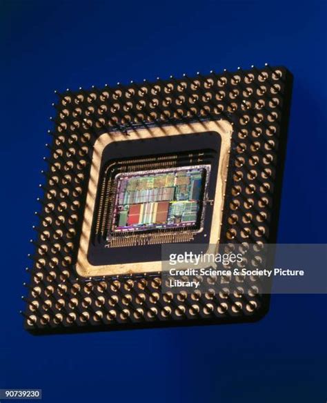 Types of First Microprocessor 的图像结果