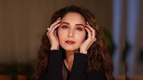 Madhuri Dixit Shriram Nene Date,पति के साथ माधुरी दीक्षित की डेट नाइट ...