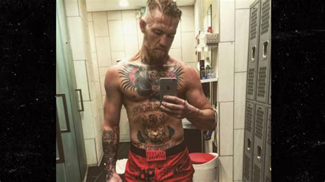 Conor McGregor -- I'M POSING NUDE