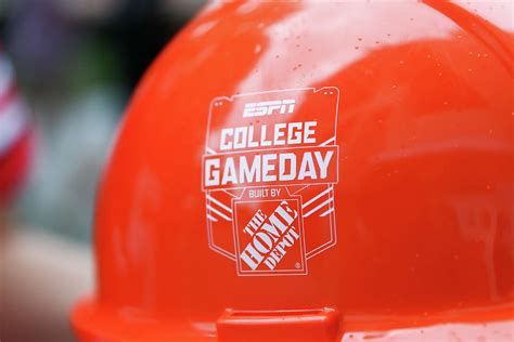 The best signs Cal fans brought to ESPN's 'College GameDay'