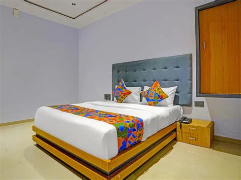 Book from 1 Full Day Hotels near Near Surat Railway Station, surat