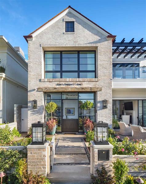 Dreamy transitional inspired home with a rooftop deck in Corona Del Mar