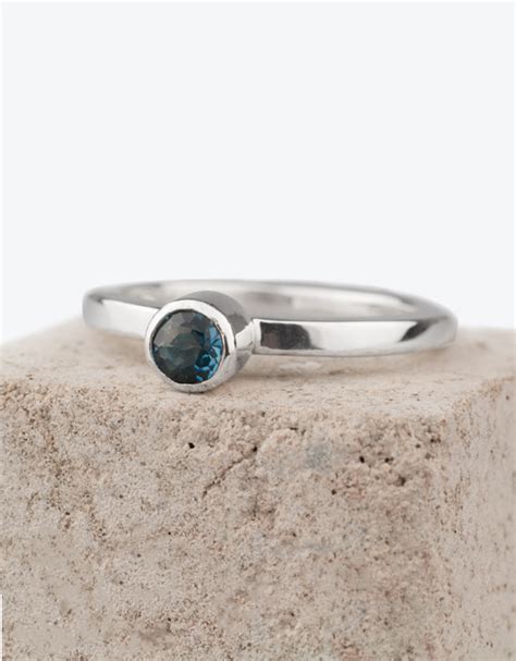 Stone Protection Ring 的图像结果