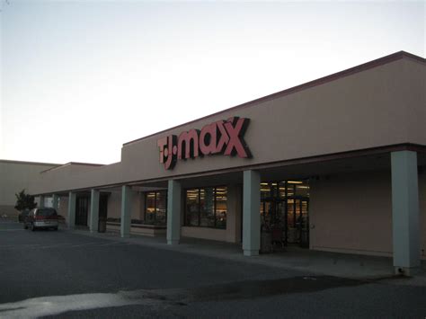 T.J. Maxx and HomeGoods - San Jose, California