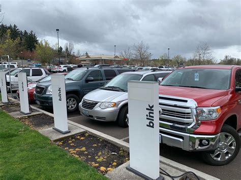 Fred Meyer Wood Village | Wood Village, OR | EV Station