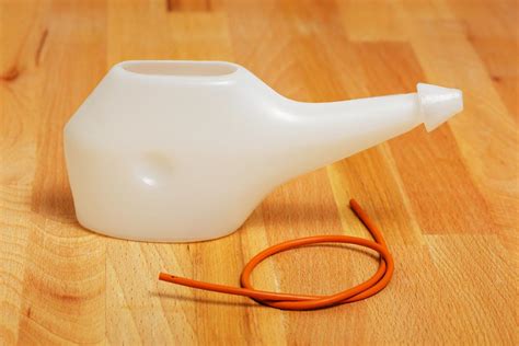Using a Neti Pot 的图像结果