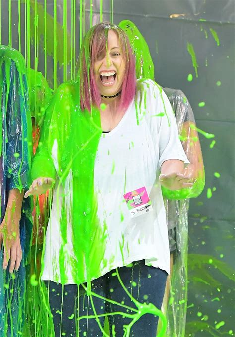 Person Getting Slimed 的图像结果