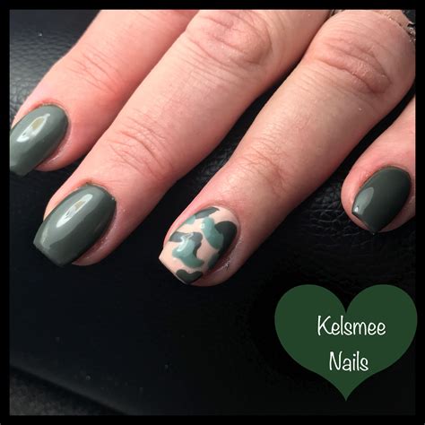 Camouflage nails