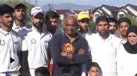 Sri Lanka Legend Sanath Jayasuriya Interacts With Young Cricketers In ...