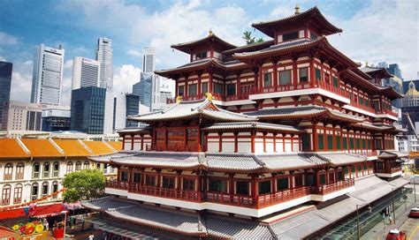 6 Must Visit Tourist Attraction in Singapore - lifeberrys.com