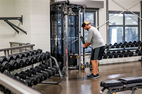 Ackerman Sports & Fitness Center | Glen Ellyn, Illinois