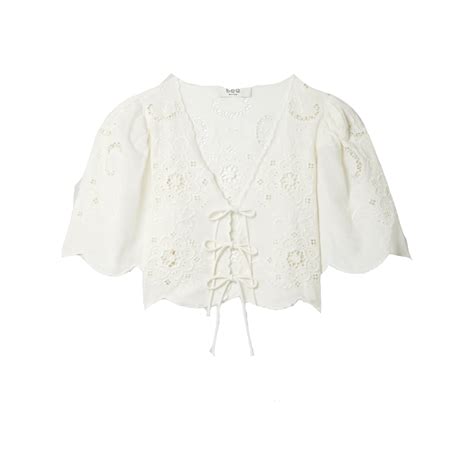 How to wear a crop top like a grown-up | Vogue India